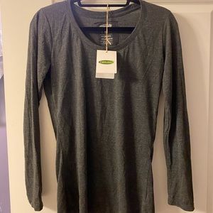 Cariloha long sleeve tee in Charcoal grey